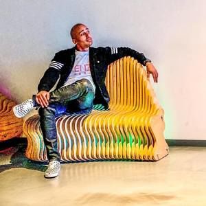 Meet your Posher, Joel